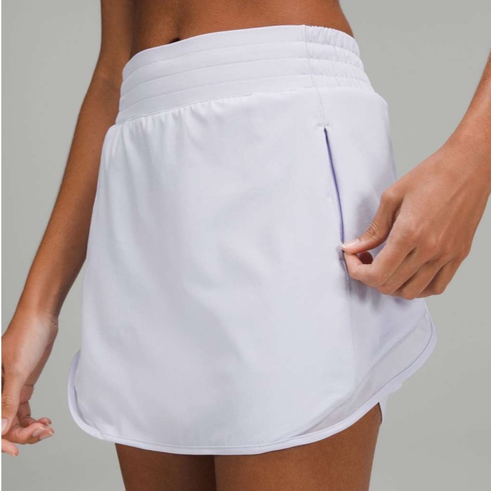 NWOT Lululemon Hotty Hot Skirt in Pastel Blue